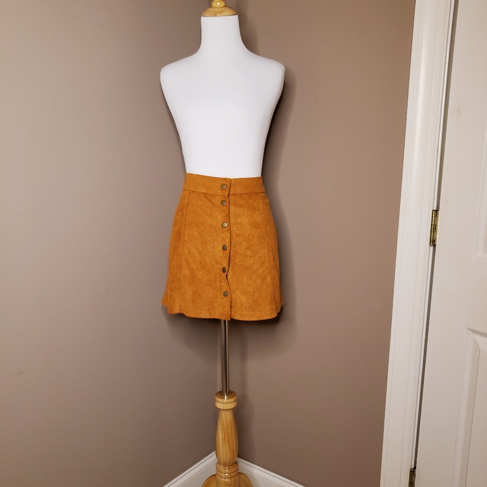 Yoins Tan Suede Button Up Skirt